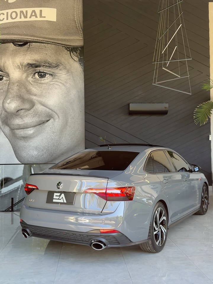 VOLKSWAGEN JETTA GLI - Imagem 18