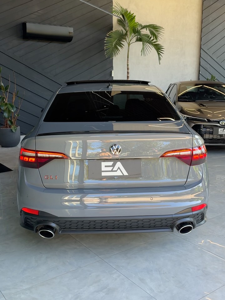 VOLKSWAGEN JETTA GLI - Imagem 20