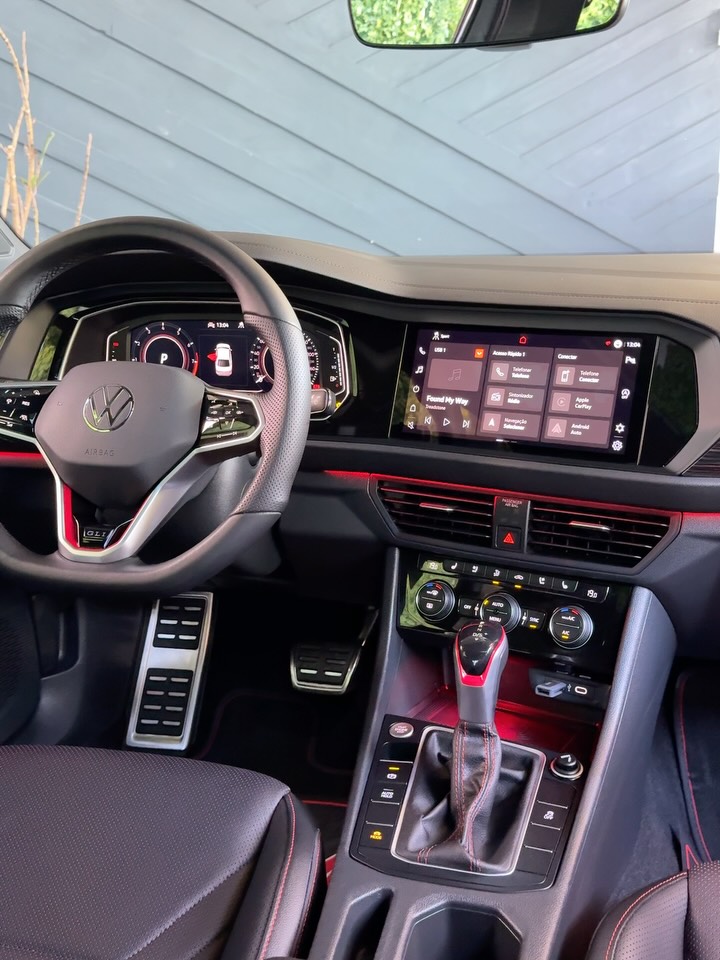 VOLKSWAGEN JETTA GLI - Imagem 8