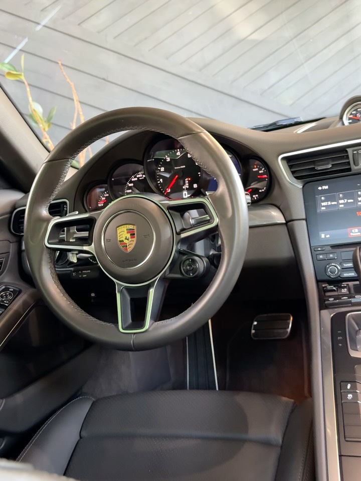 PORSCHE 911 CARRERA PDK - Imagem 10