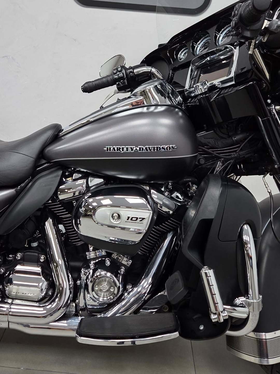 HARLEY-DAVIDSON ELECTRA GLIDE ULTRA LIMITED - Imagem 6