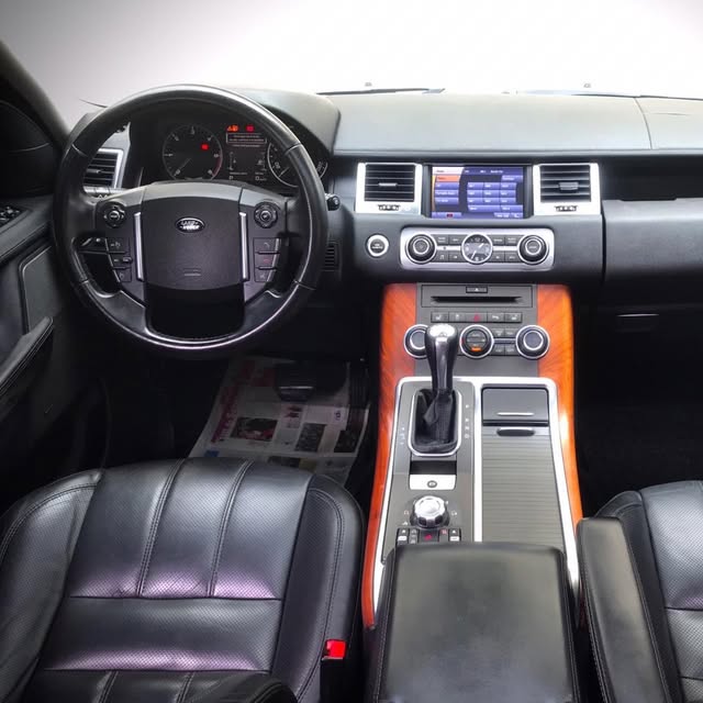 LAND ROVER RANGE ROVER SPORT HSE - Imagem 4