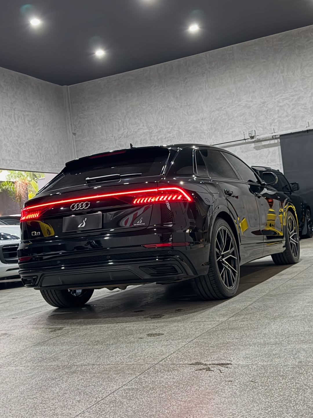 AUDI Q8 QUATTRO PERFORMANCE BLACK S-LINE - Imagem 16
