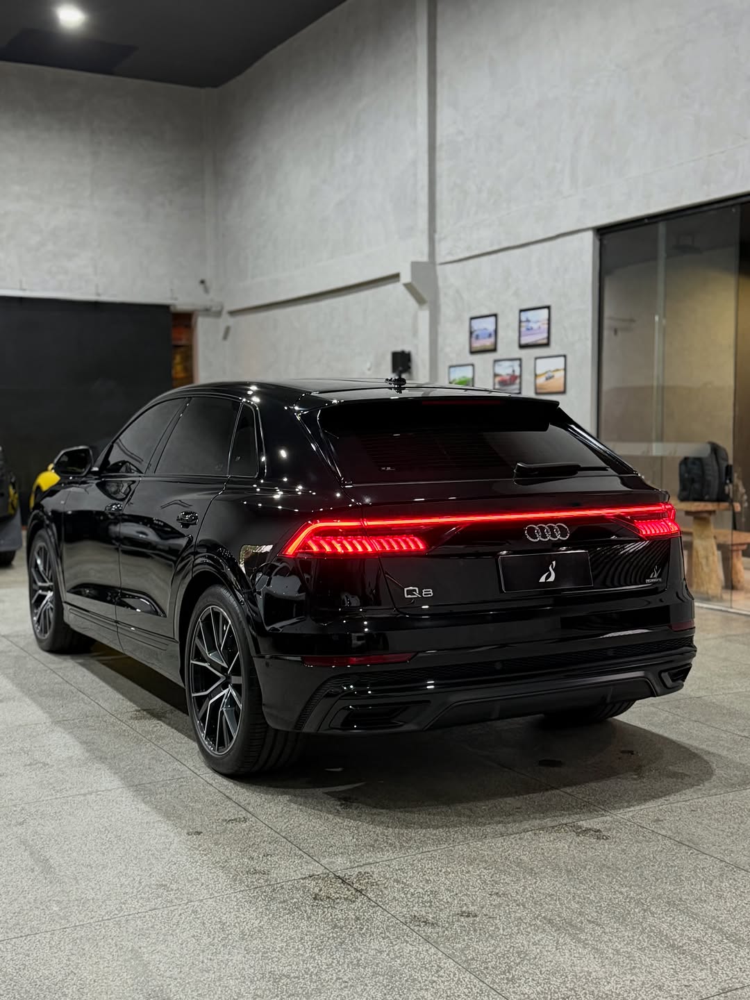 AUDI Q8 QUATTRO PERFORMANCE BLACK S-LINE - Imagem 3