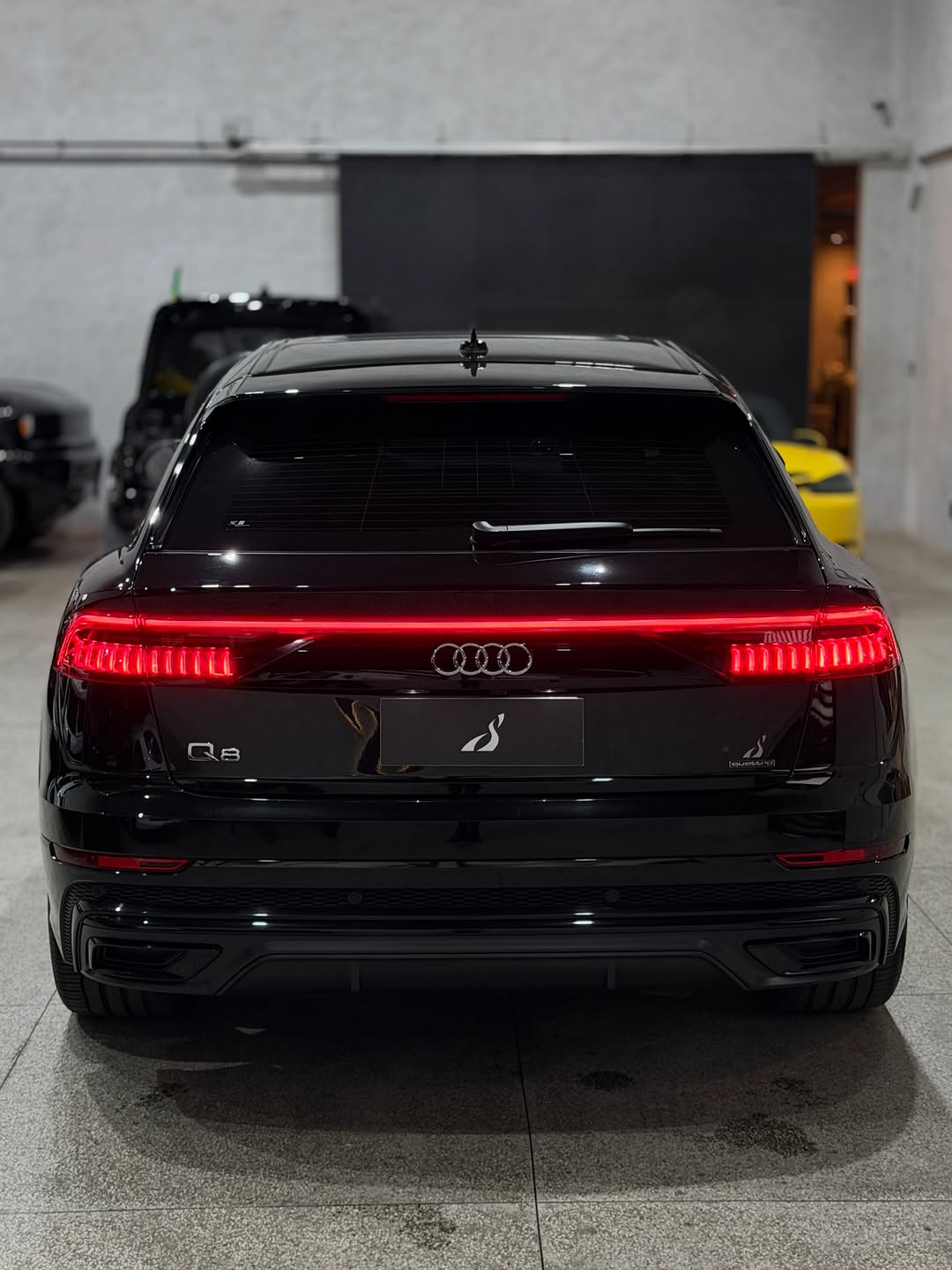 AUDI Q8 QUATTRO PERFORMANCE BLACK S-LINE - Imagem 5