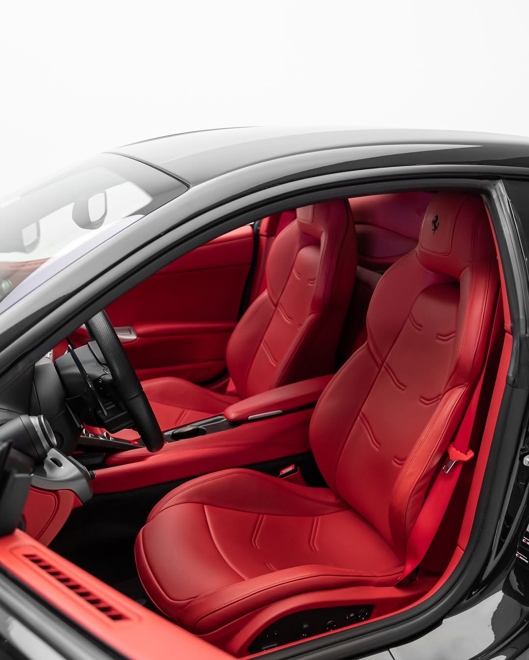FERRARI F12 BERLINETTA - Imagem 4