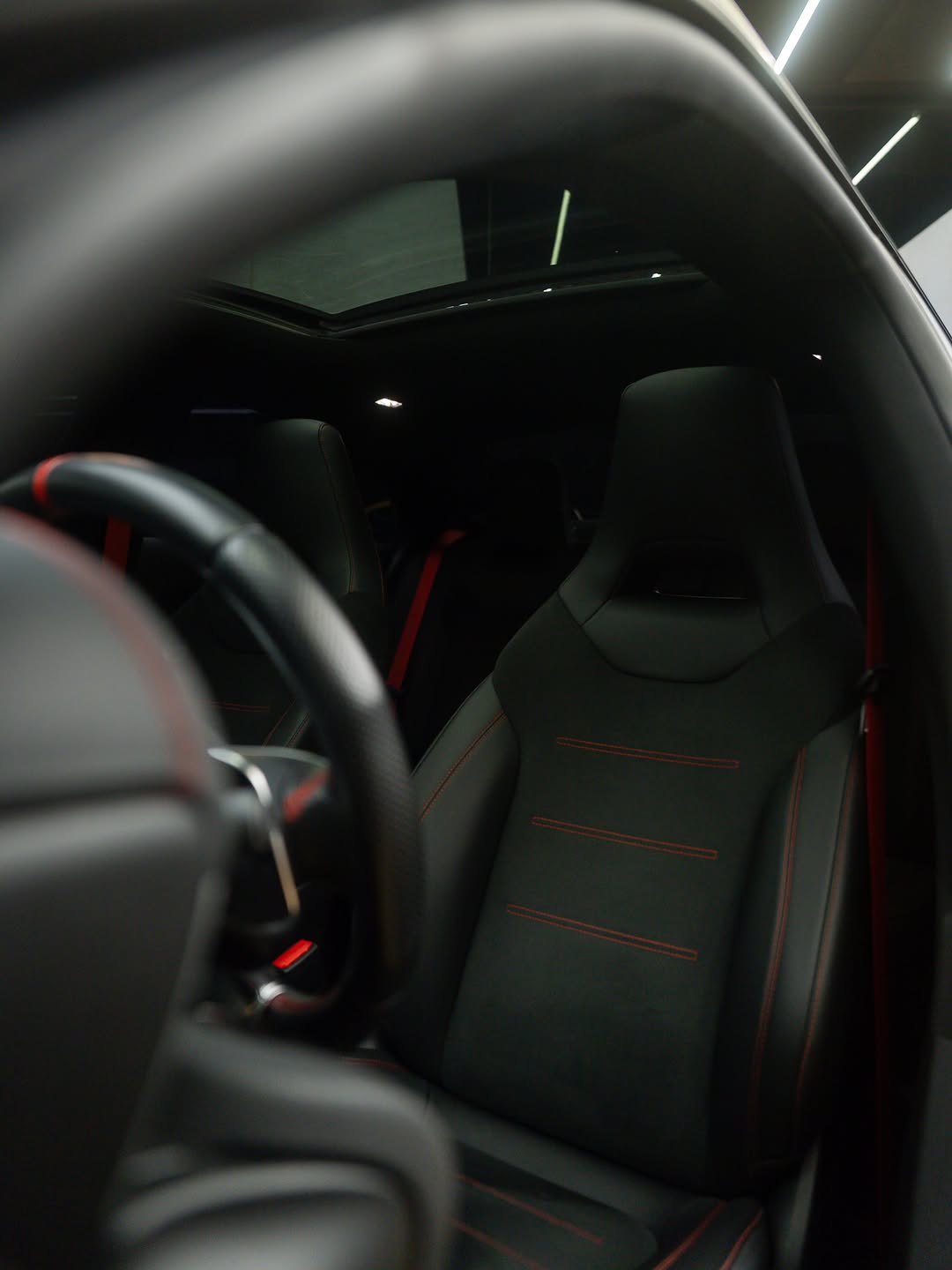 MERCEDES-BENZ CLA 35 AMG - Imagem 14
