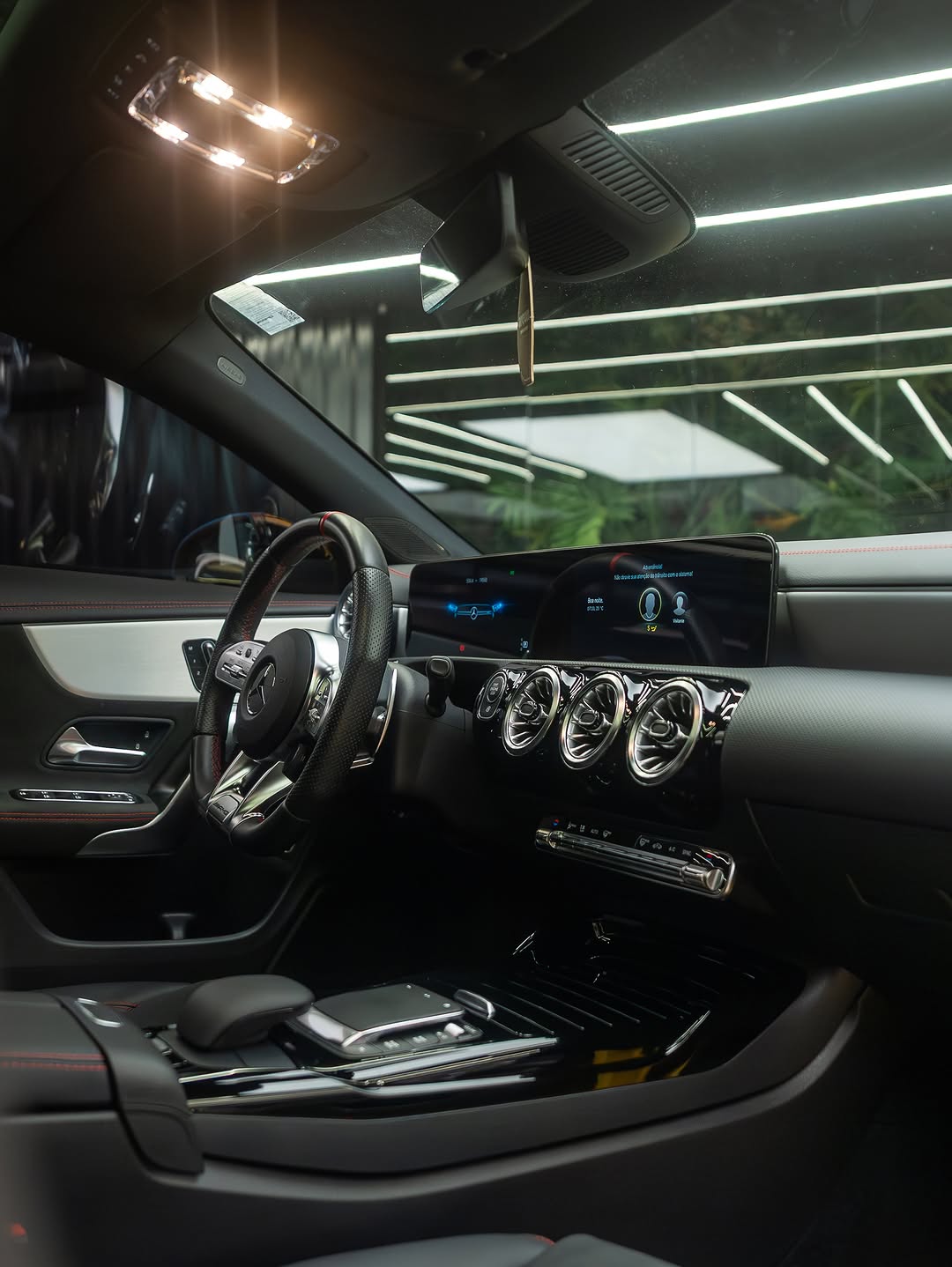 MERCEDES-BENZ CLA 35 AMG - Imagem 4