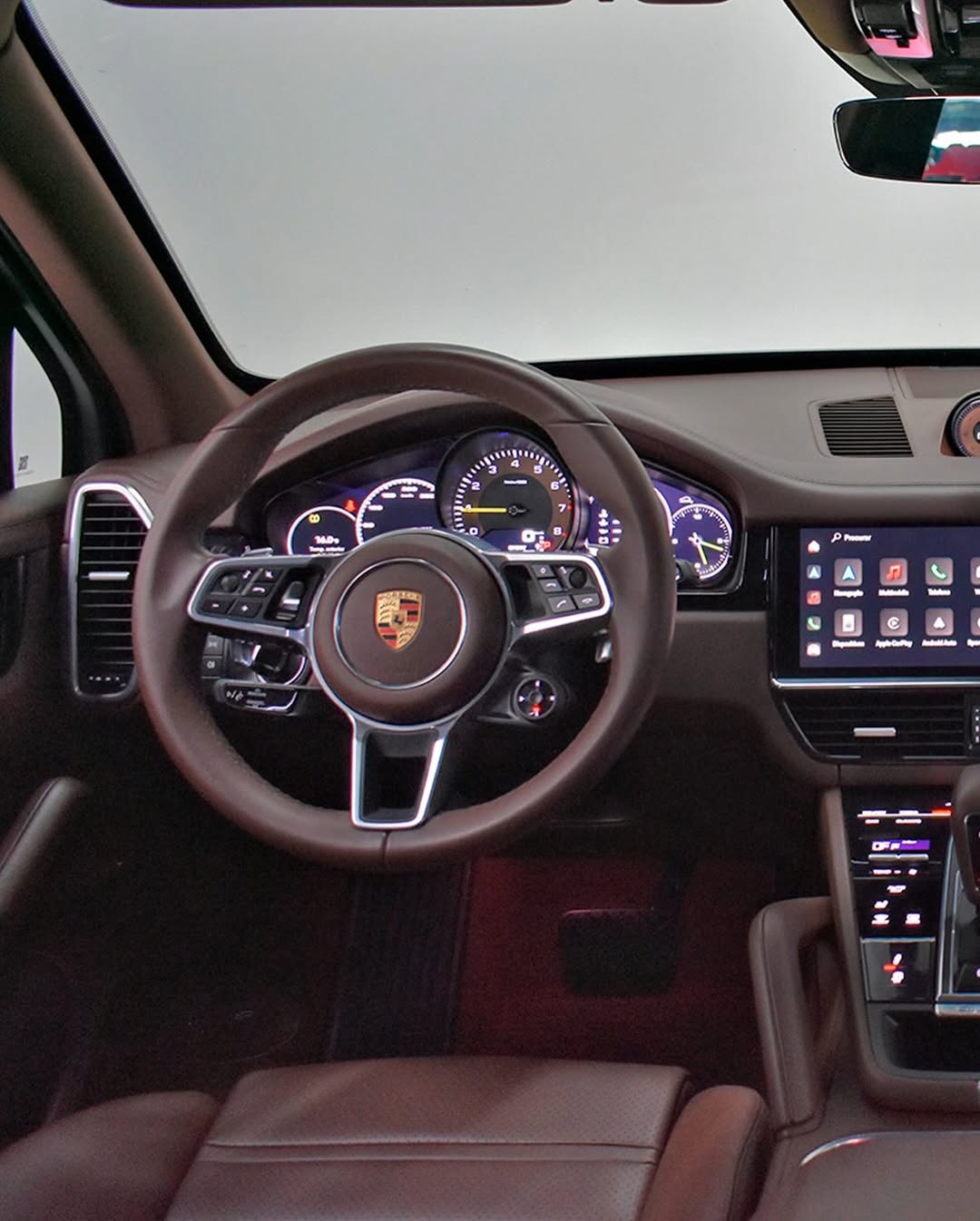 PORSCHE CAYENNE PLATINUM - Imagem 4