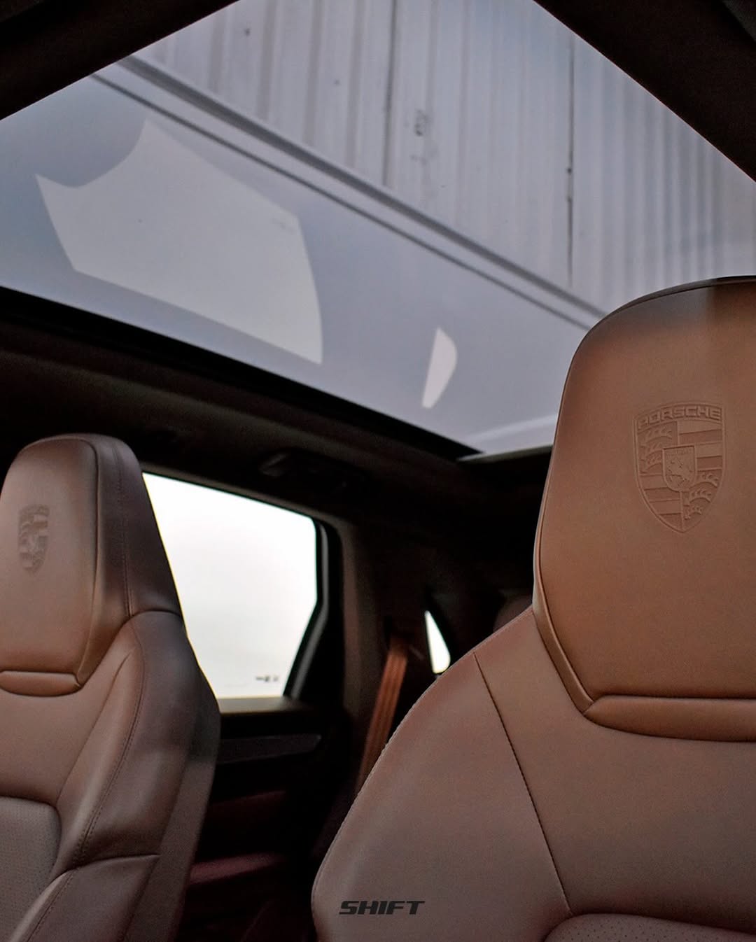 PORSCHE CAYENNE PLATINUM - Imagem 8