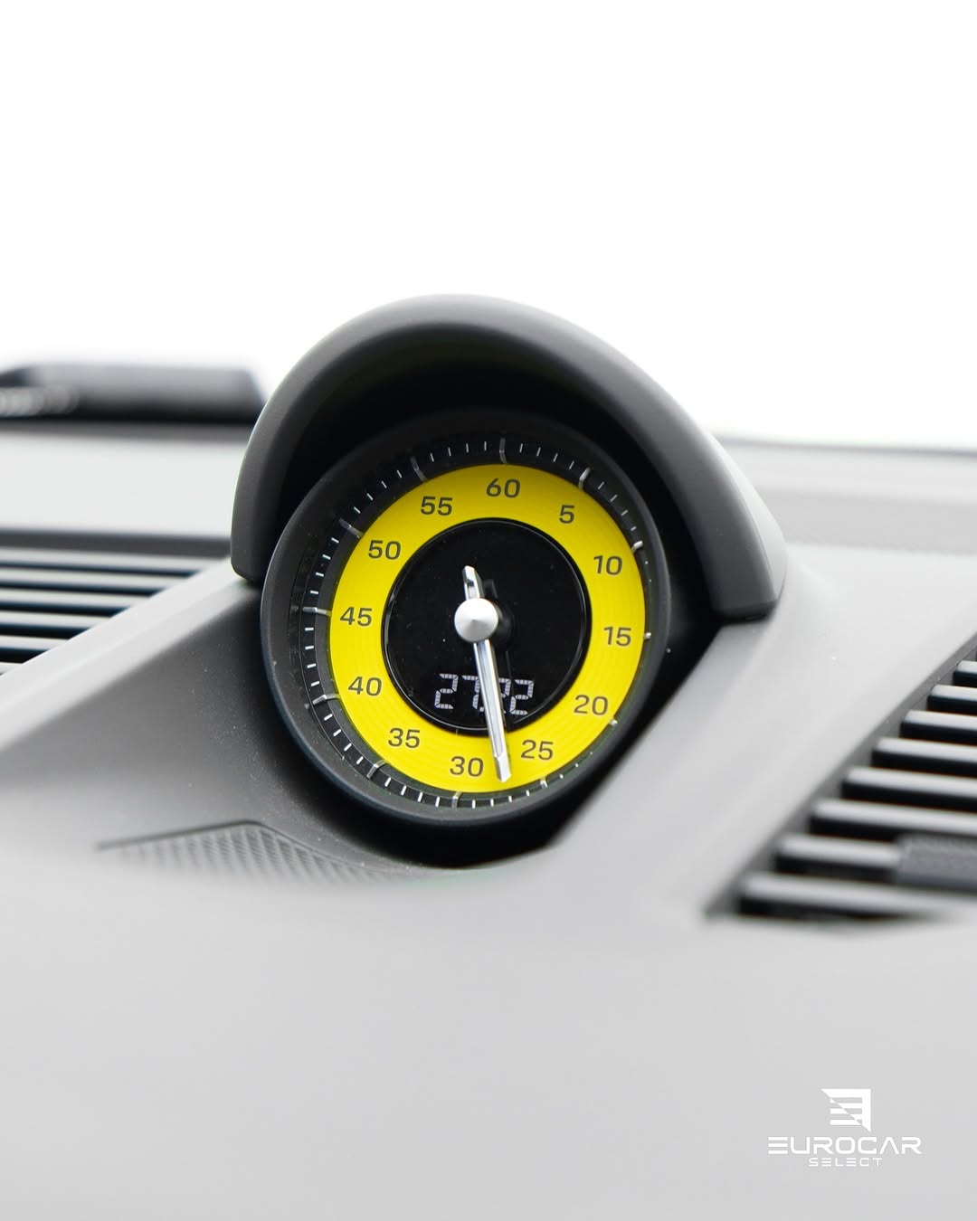 PORSCHE 911 CARRERA - Imagem 6