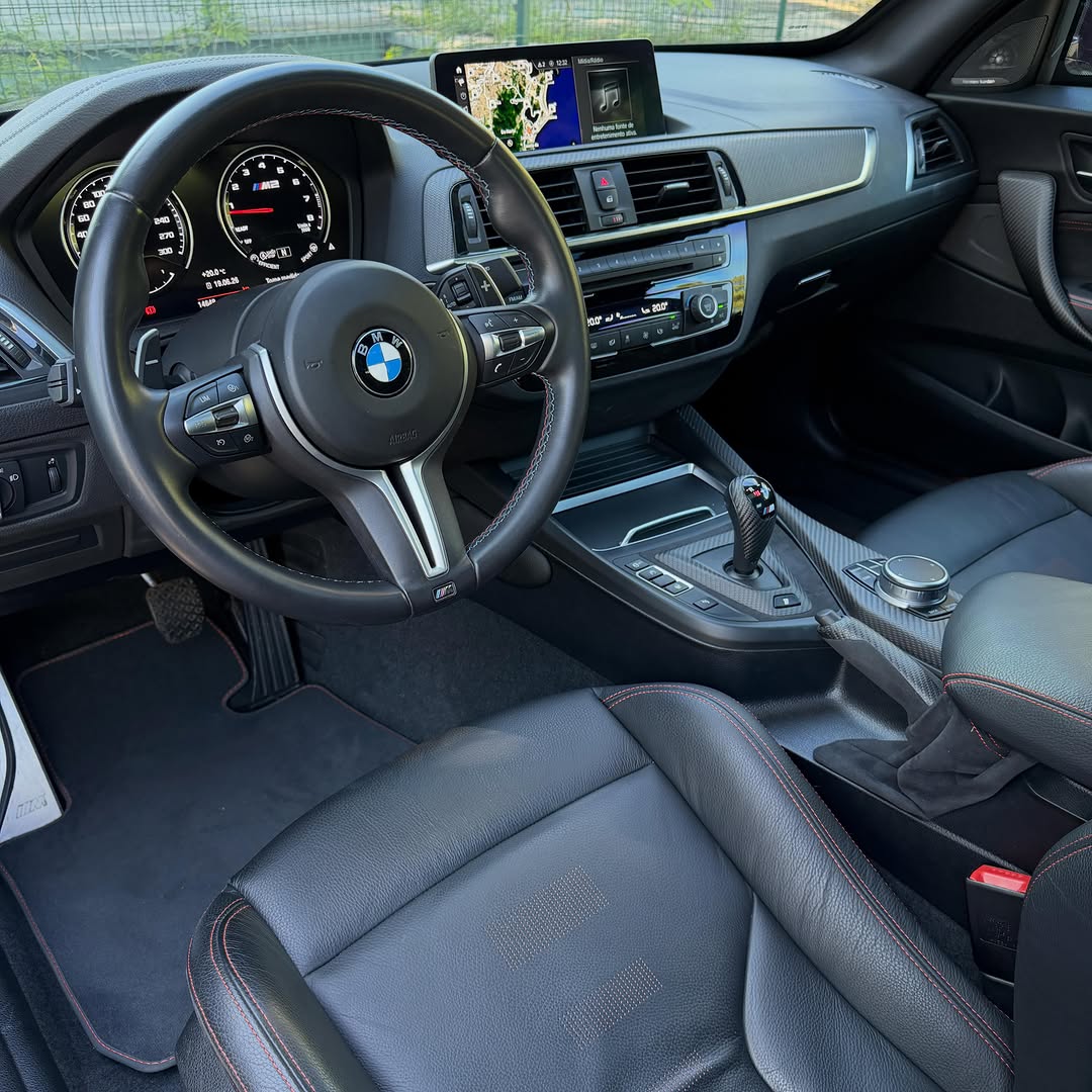 BMW M2 COMPETITION - Imagem 7