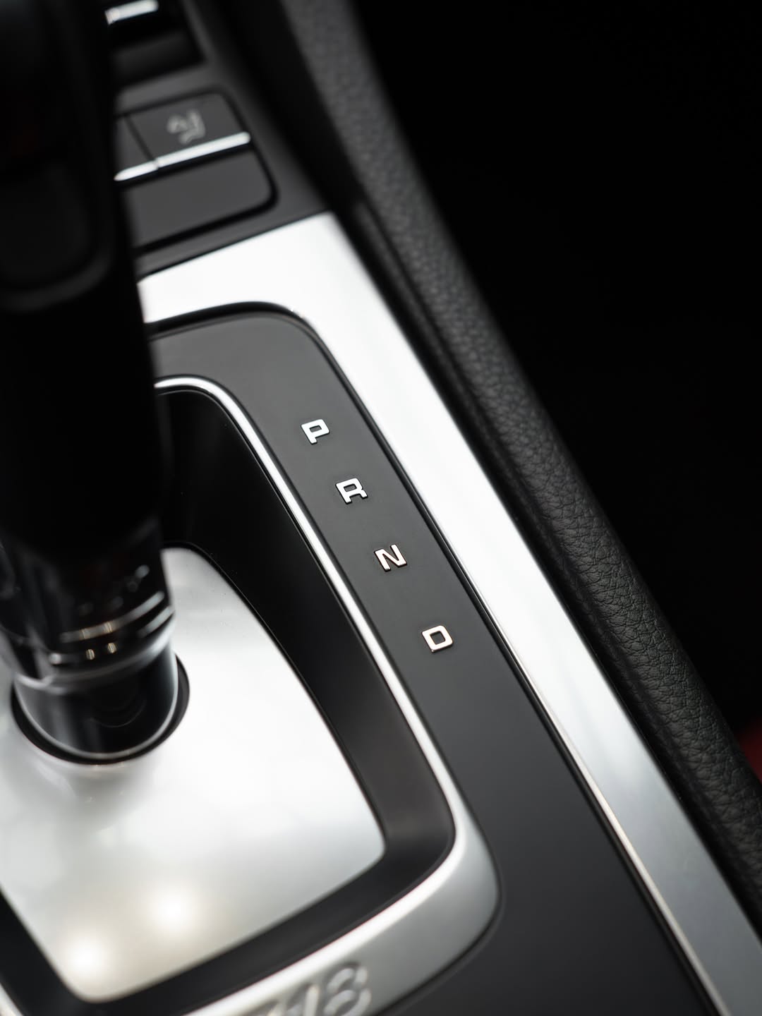 PORSCHE 718 CAYMAN - Imagem 16