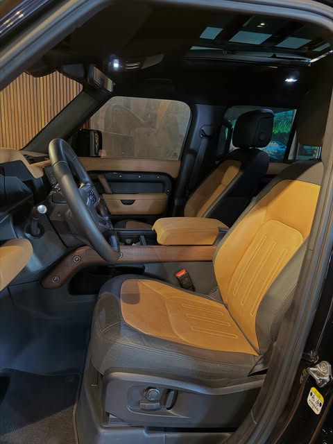 LAND ROVER DEFENDER X 110 DIESEL - Imagem 7