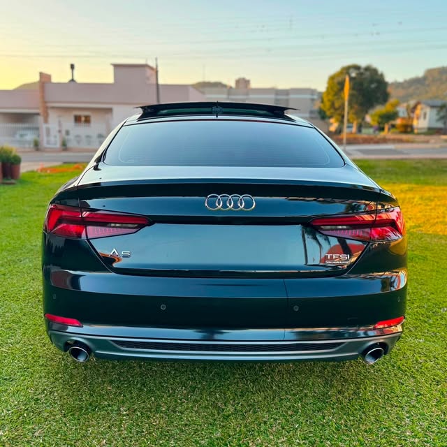 AUDI A5 AMBITION PLUS QUATTRO - Imagem 4