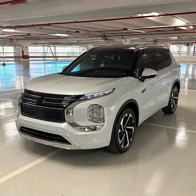 MITSUBISHI OUTLANDER SIGNATURE - Imagem 2