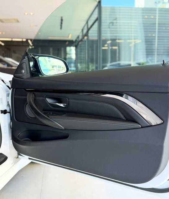 BMW M4 - Imagem 9