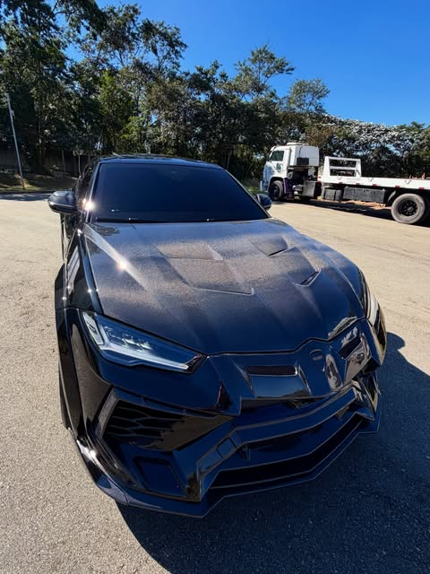 LAMBORGHINI URUS - Imagem 12