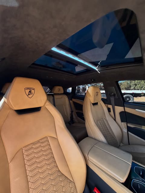 LAMBORGHINI URUS - Imagem 4