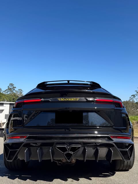 LAMBORGHINI URUS - Imagem 7