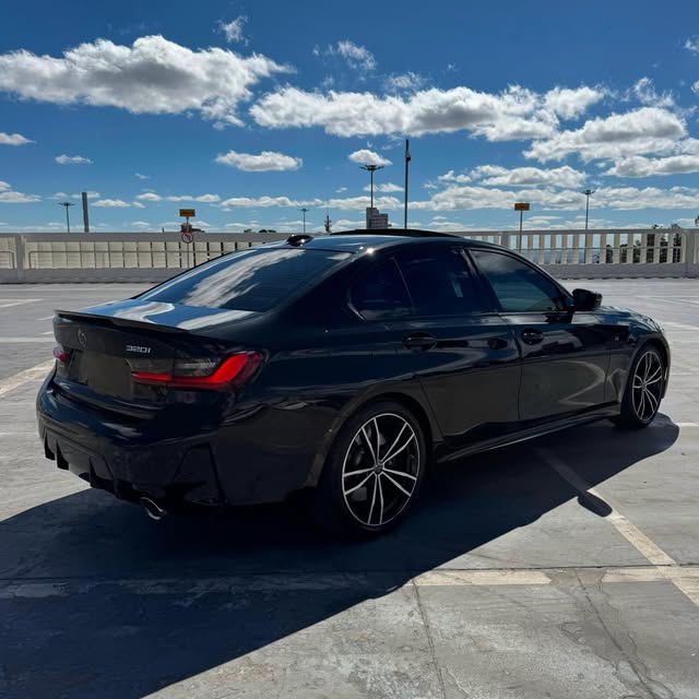 BMW 320I M SPORT - Imagem 4