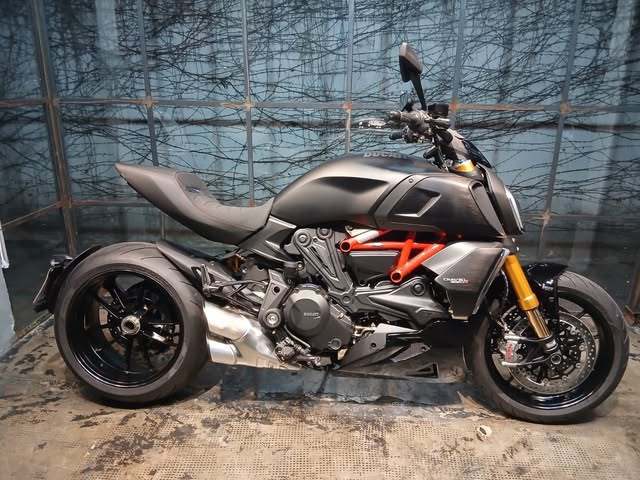 DUCATI DIAVEL 1260 S - Imagem 2