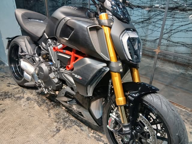 DUCATI DIAVEL 1260 S - Imagem 3