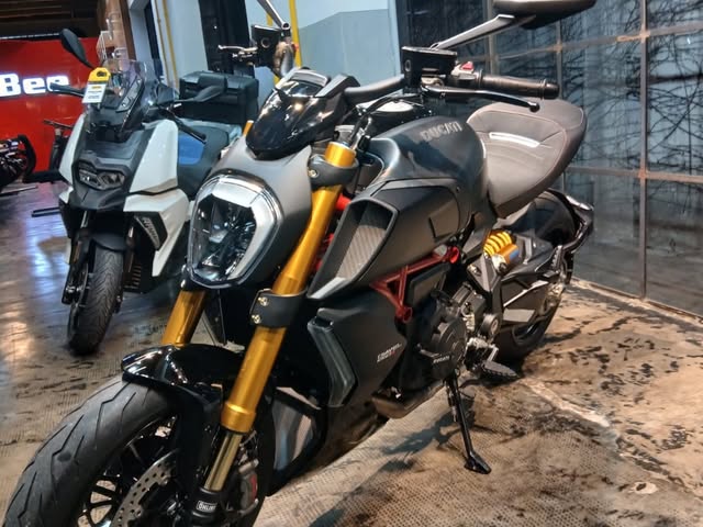 DUCATI DIAVEL 1260 S - Imagem 7