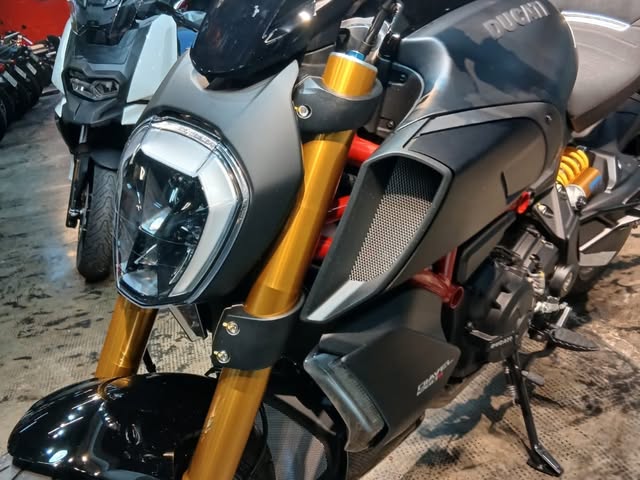 DUCATI DIAVEL 1260 S - Imagem 8