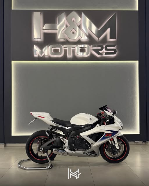 SUZUKI GSX-R SRAD 750 - Imagem 5