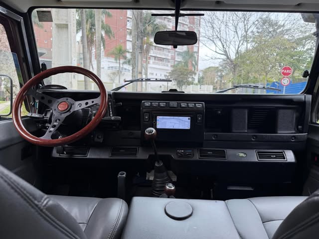 LAND ROVER DEFENDER 90 CSW - Imagem 7