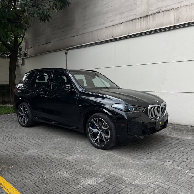 BMW X5 XDRIVE 50E M SPORT HYBRID - Imagem 3