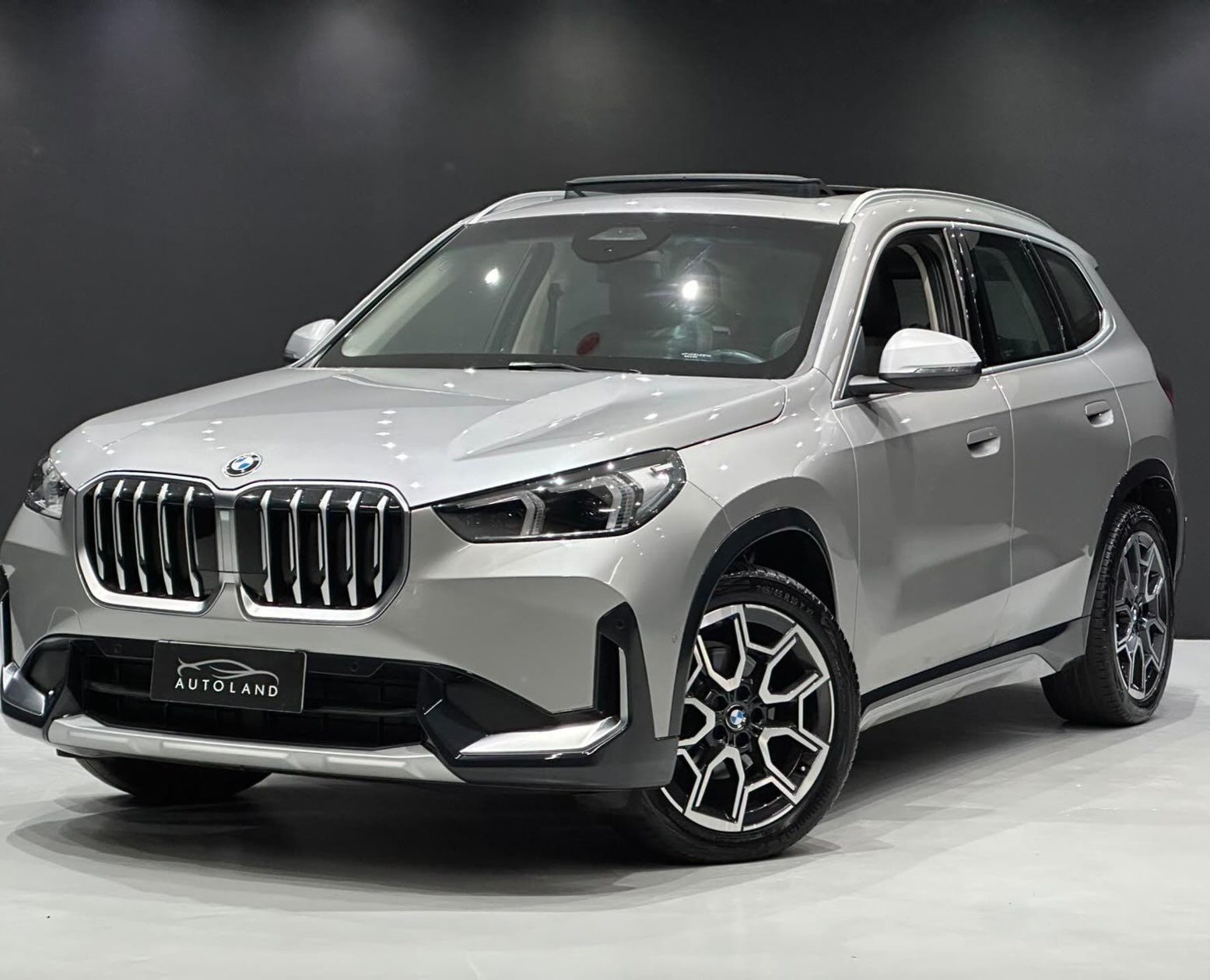BMW X1 SDRIVE20I X-LINE - Imagem 4
