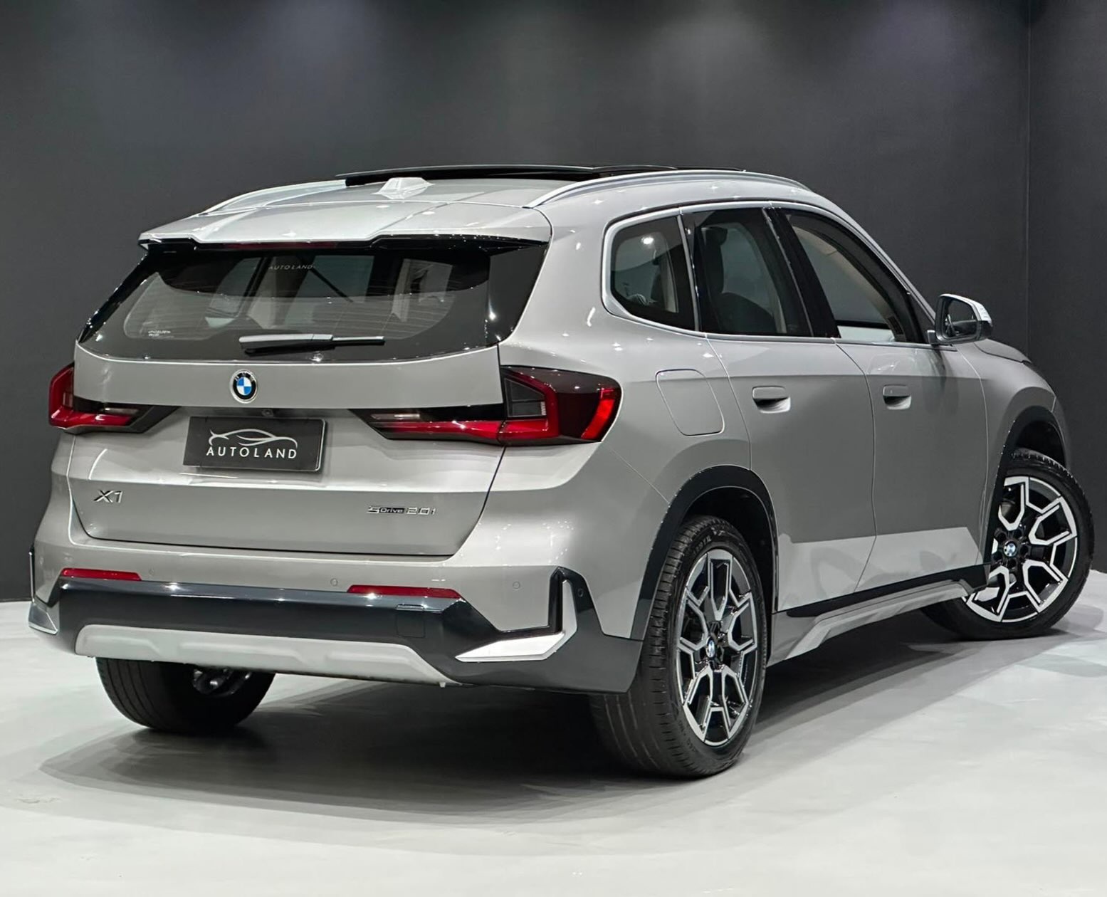 BMW X1 SDRIVE20I X-LINE - Imagem 5
