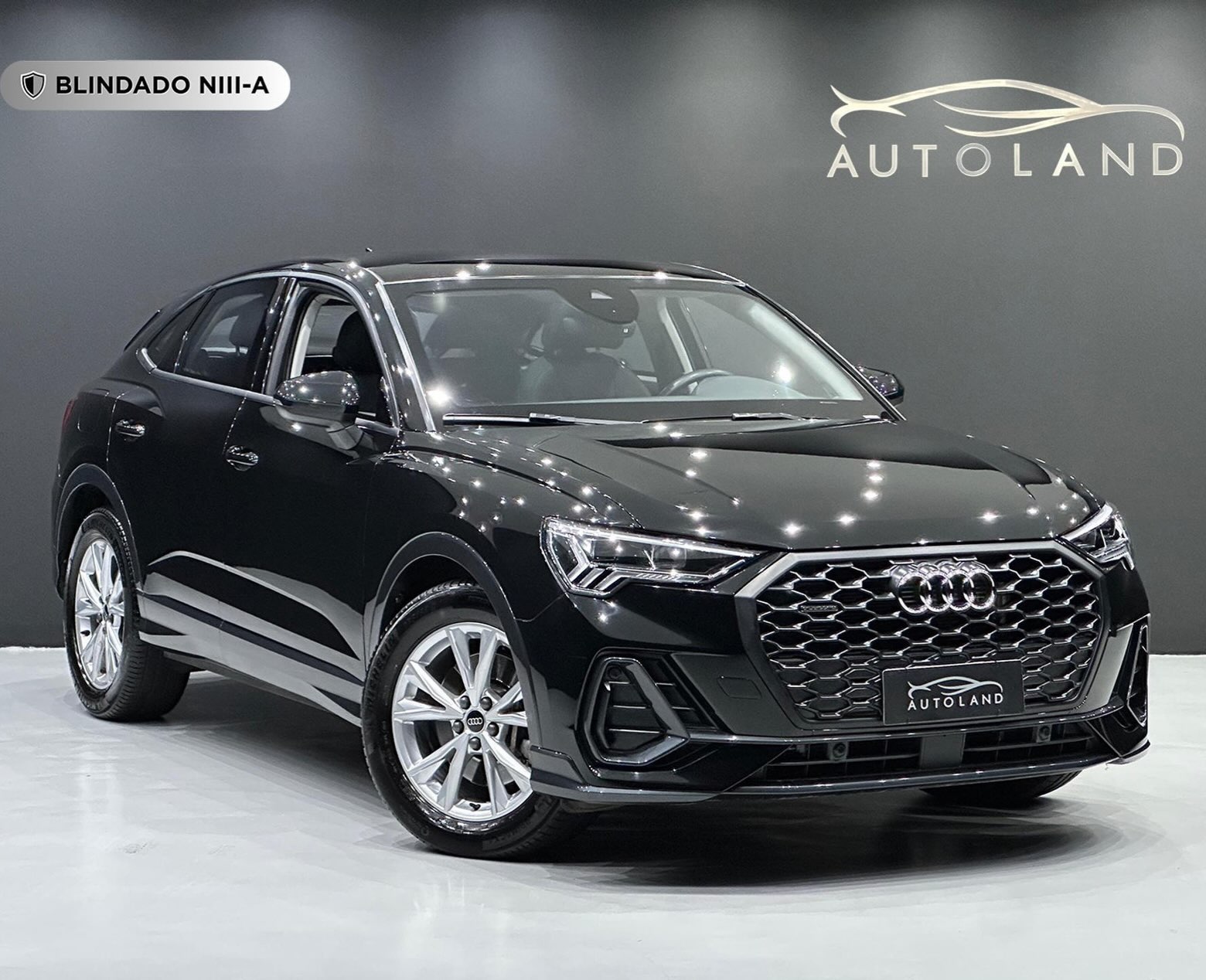 AUDI Q3 2.0 40 TFSI GASOLINA SPORTBACK PERFORMANCE QUATTRO TIPTRONIC BLINDADO - Imagem 2