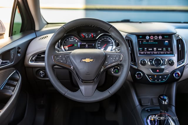 CHEVROLET CRUZE LTZ - Imagem 8