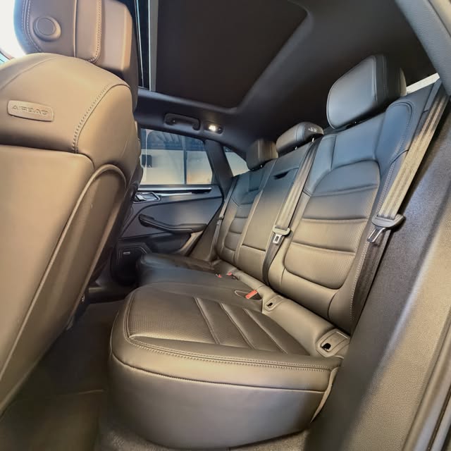 PORSCHE MACAN T - Imagem 6