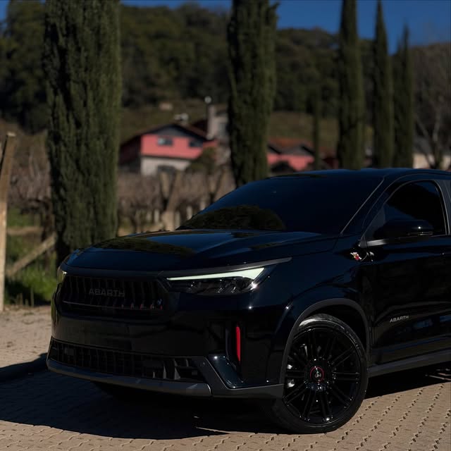 FIAT FASTBACK ABARTH - Imagem 2
