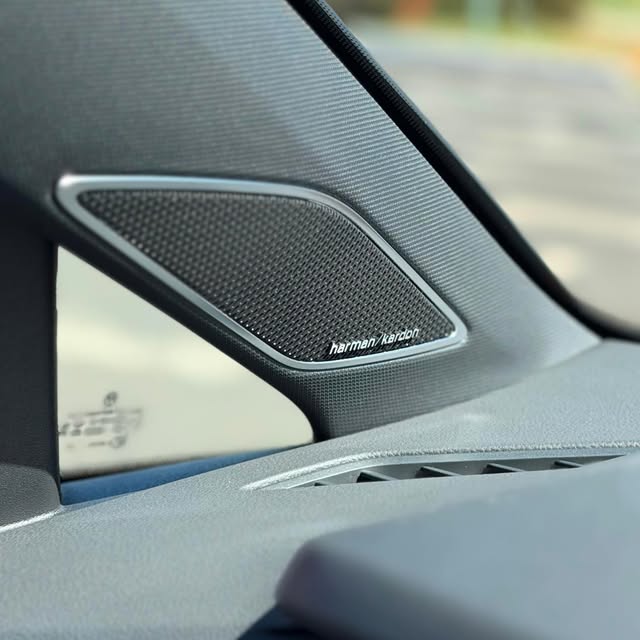 VOLKSWAGEN GOLF GTI - Imagem 6