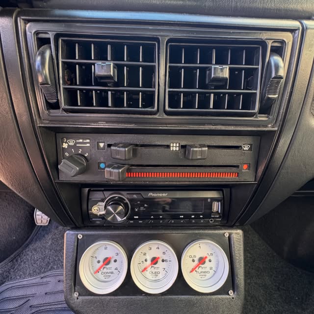 VOLKSWAGEN GOL GTS - Imagem 8