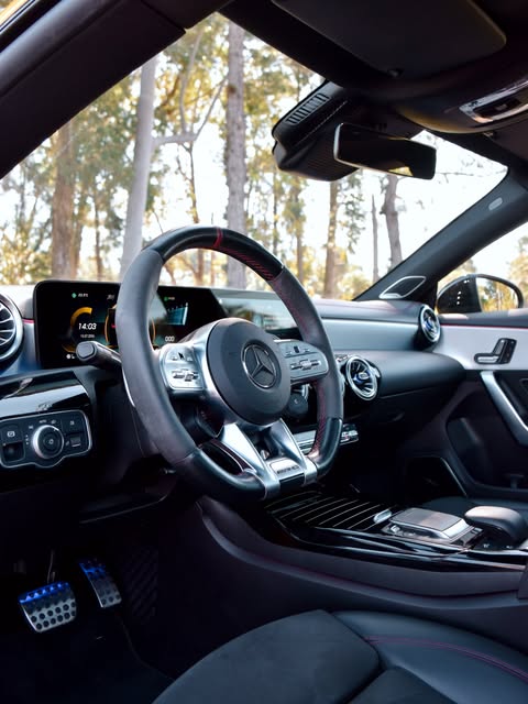 MERCEDES-BENZ CLA 45 S AMG - Imagem 4