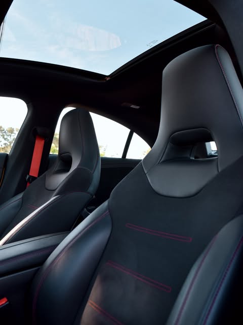 MERCEDES-BENZ CLA 45 S AMG - Imagem 7