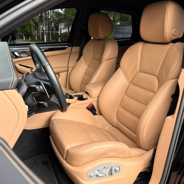 PORSCHE MACAN 2.0 TURBO - Imagem 2