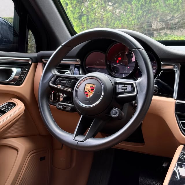 PORSCHE MACAN 2.0 TURBO - Imagem 4