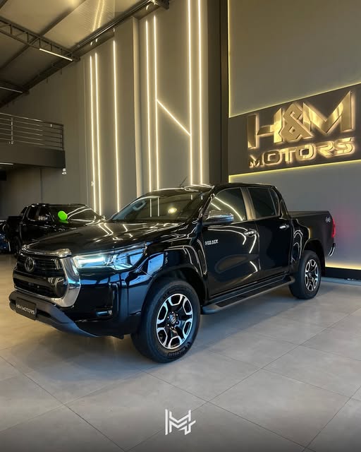 TOYOTA HILUX SRX - Imagem 7