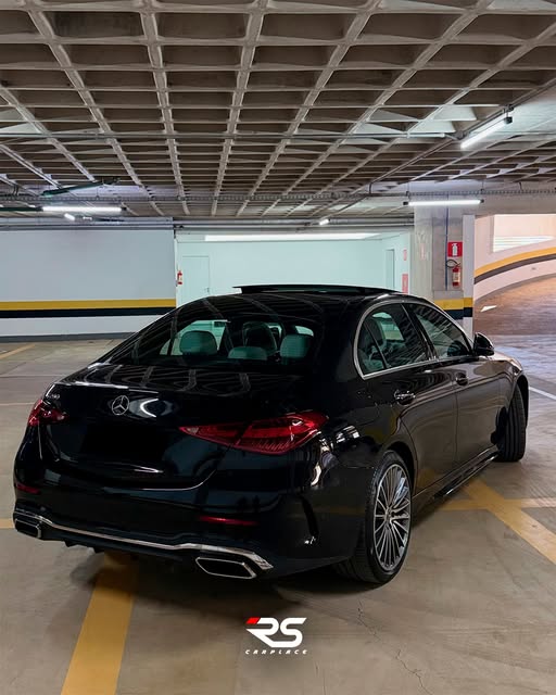 MERCEDES-BENZ C200 EQ BOOST AMG LINE - Imagem 3