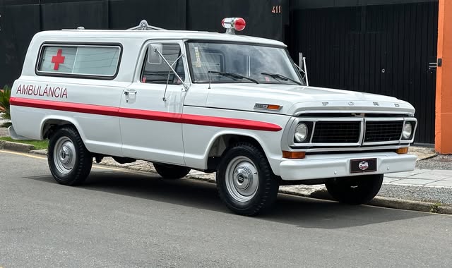 FORD F-100 AMBULÂNCIA - Imagem 1