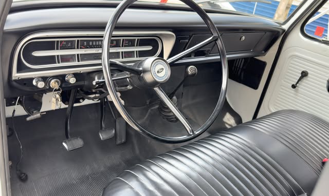 FORD F-100 AMBULÂNCIA - Imagem 8
