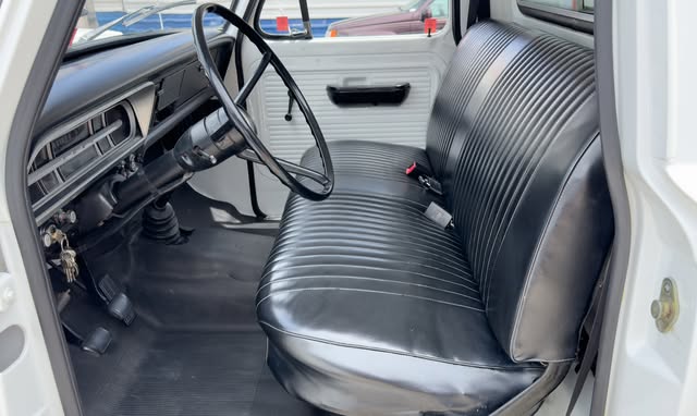 FORD F-100 AMBULÂNCIA - Imagem 9