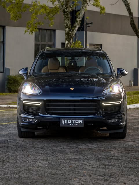 PORSCHE CAYENNE GTS - Imagem 2